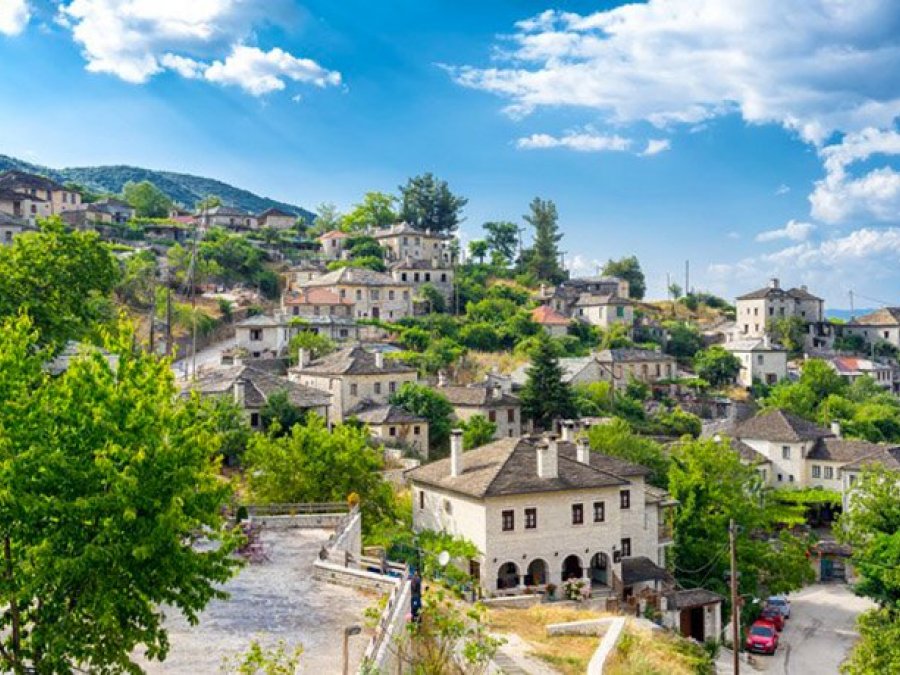 Βίτσα, πέτρινη πανδαισία στα Ζαγοροχώρια