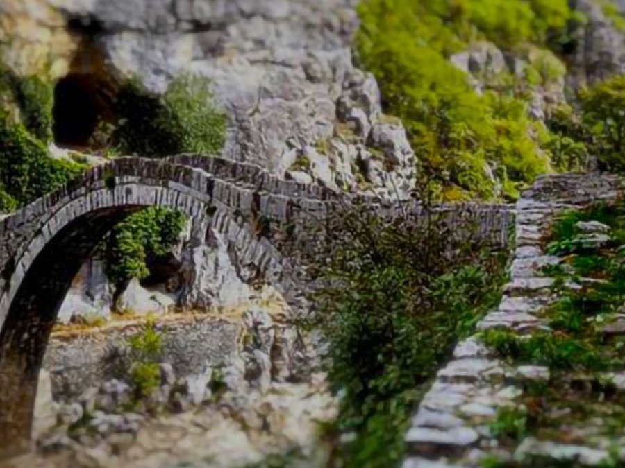 Βίτσα, πέτρινη πανδαισία στα Ζαγοροχώρια